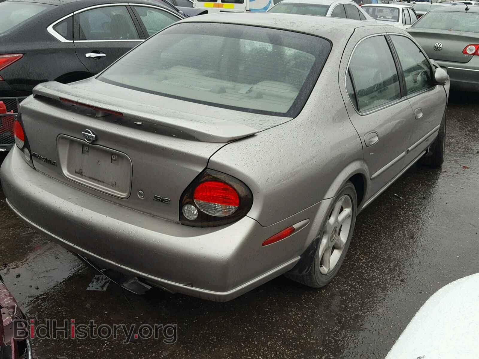 2000 NISSAN MAXIMA - VIN: JN1CA31D3YT541103 - Photo 4