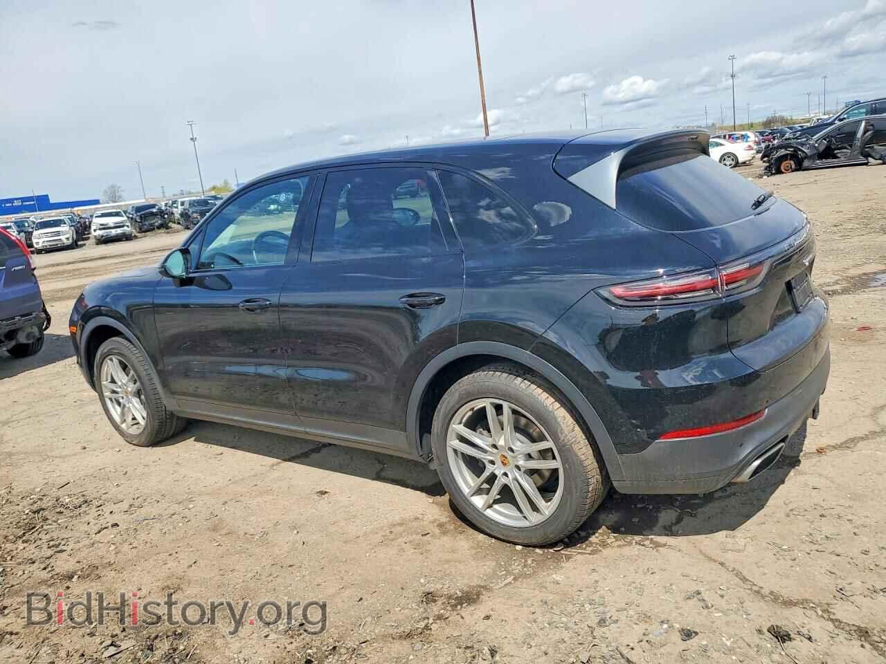2019 PORSCHE CAYENNE - VIN: WP1AA2AY0KDA03606 - Photo 2
