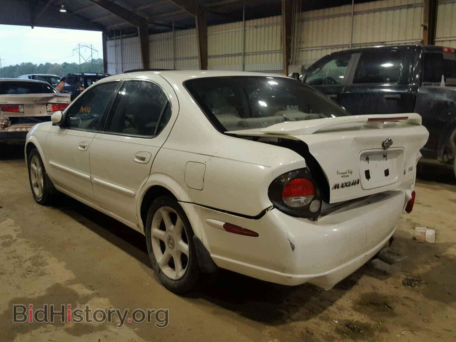 2000 NISSAN MAXIMA - VIN: JN1CA31D7YT532856 - Photo 3
