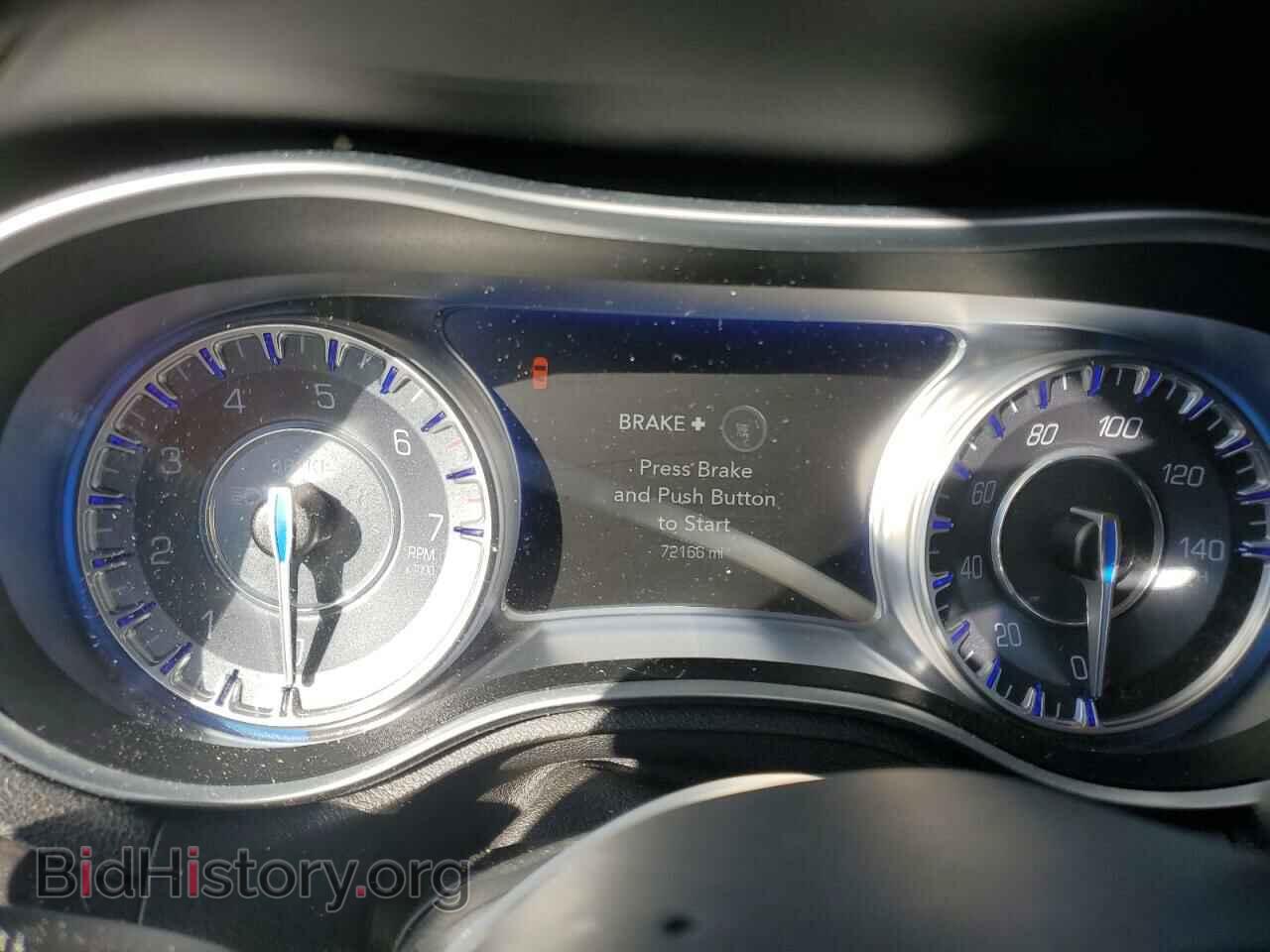 2016 CHRYSLER 300 - VIN: 2C3CCAEG2GH324562 - Фото 9