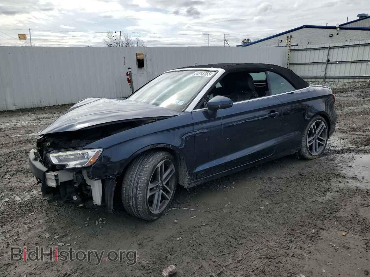 Photo WAU78LFF0H1023947 - AUDI A3 2017