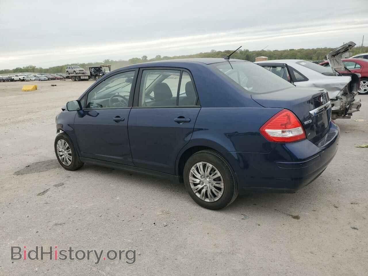 2011 NISSAN VERSA - VIN: 3N1BC1AP1BL439864 - Фото 2