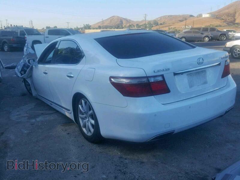 2007 Lexus LS460 (VIN JTHGL46FX75017876) — фото 3 из 10