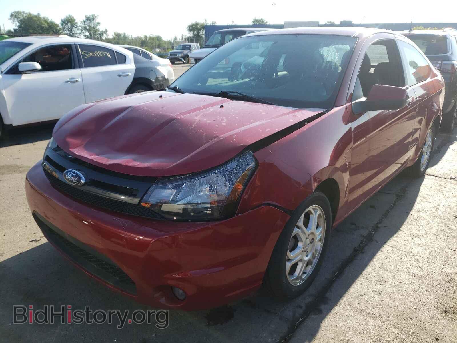 2009 FORD FOCUS - VIN: 1FAHP32N19W254633 - Фото 2