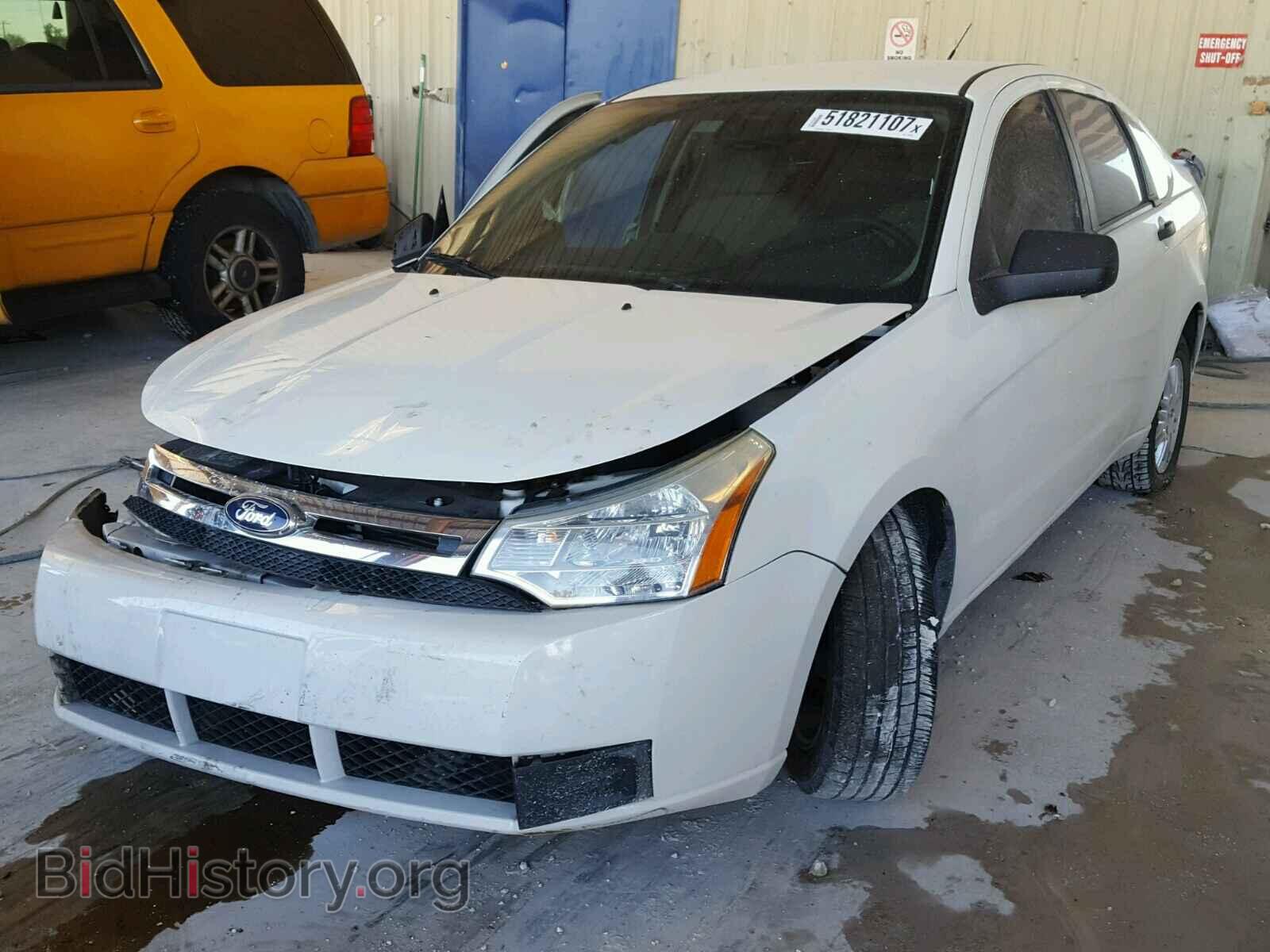 2011 FORD FOCUS - VIN: 1FAHP3FN8BW193734 - Фото 2