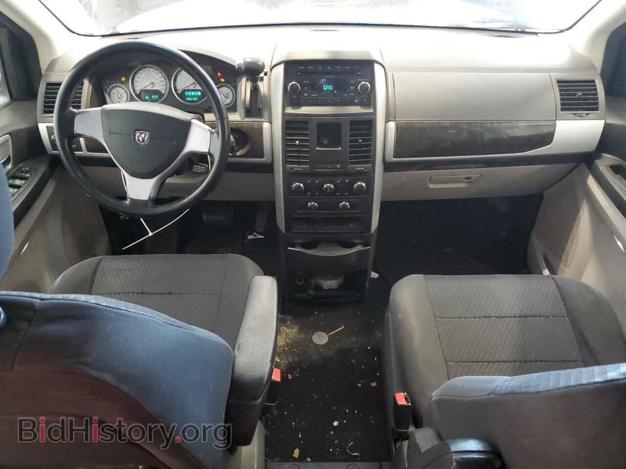 2010 DODGE CARAVAN - VIN: 2D4RN5D12AR219495 - Фото 8