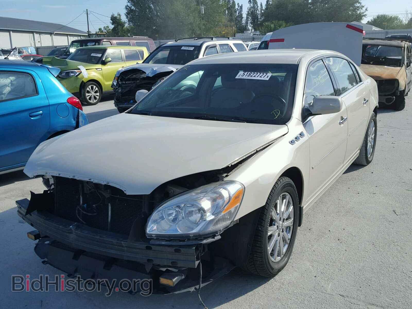 2011 BUICK LUCERNE - VIN: 1G4HJ5EM3BU126739 - Photo 2