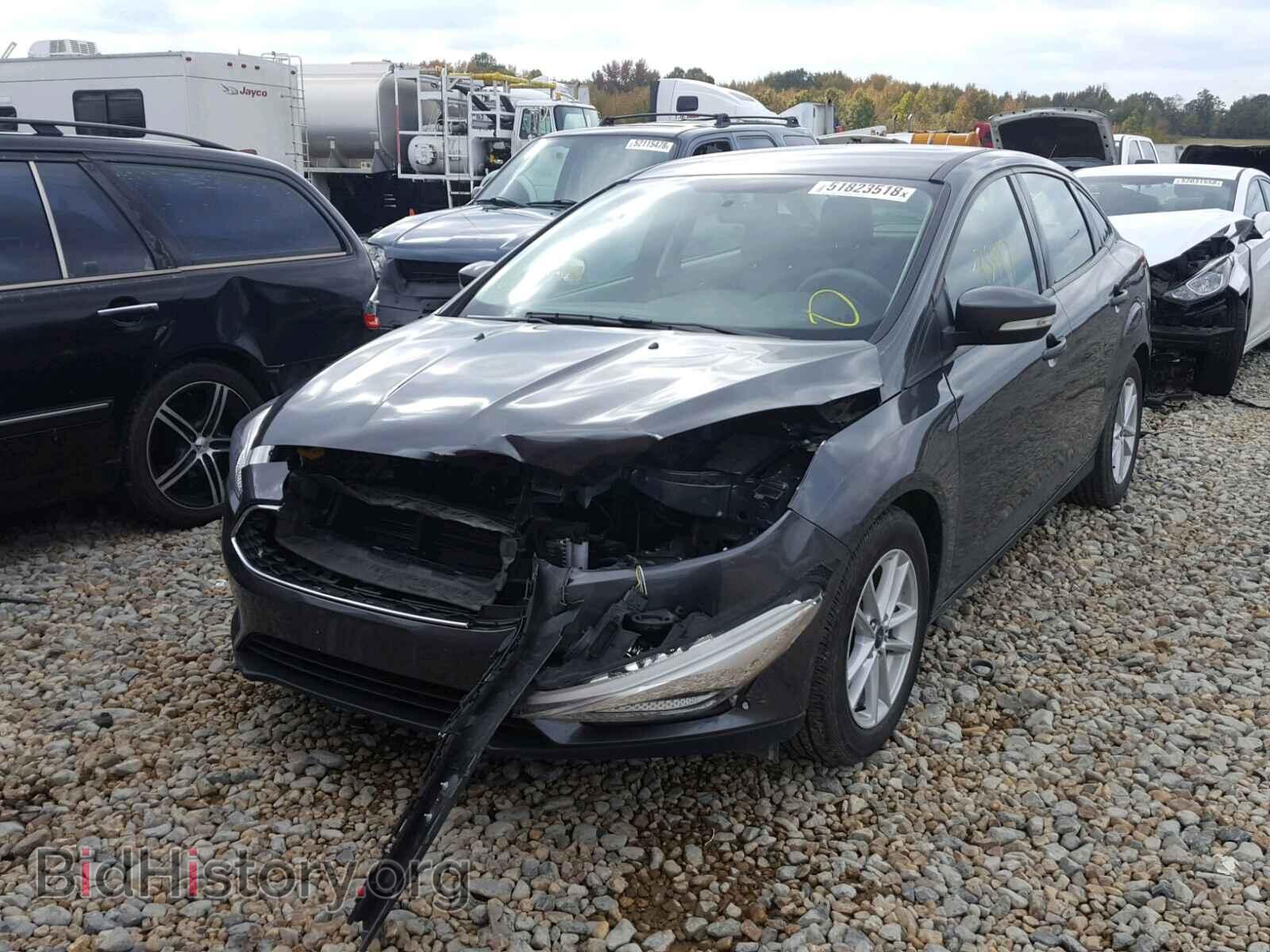 2017 FORD FOCUS - VIN: 1FADP3F23HL312076 - Фото 2