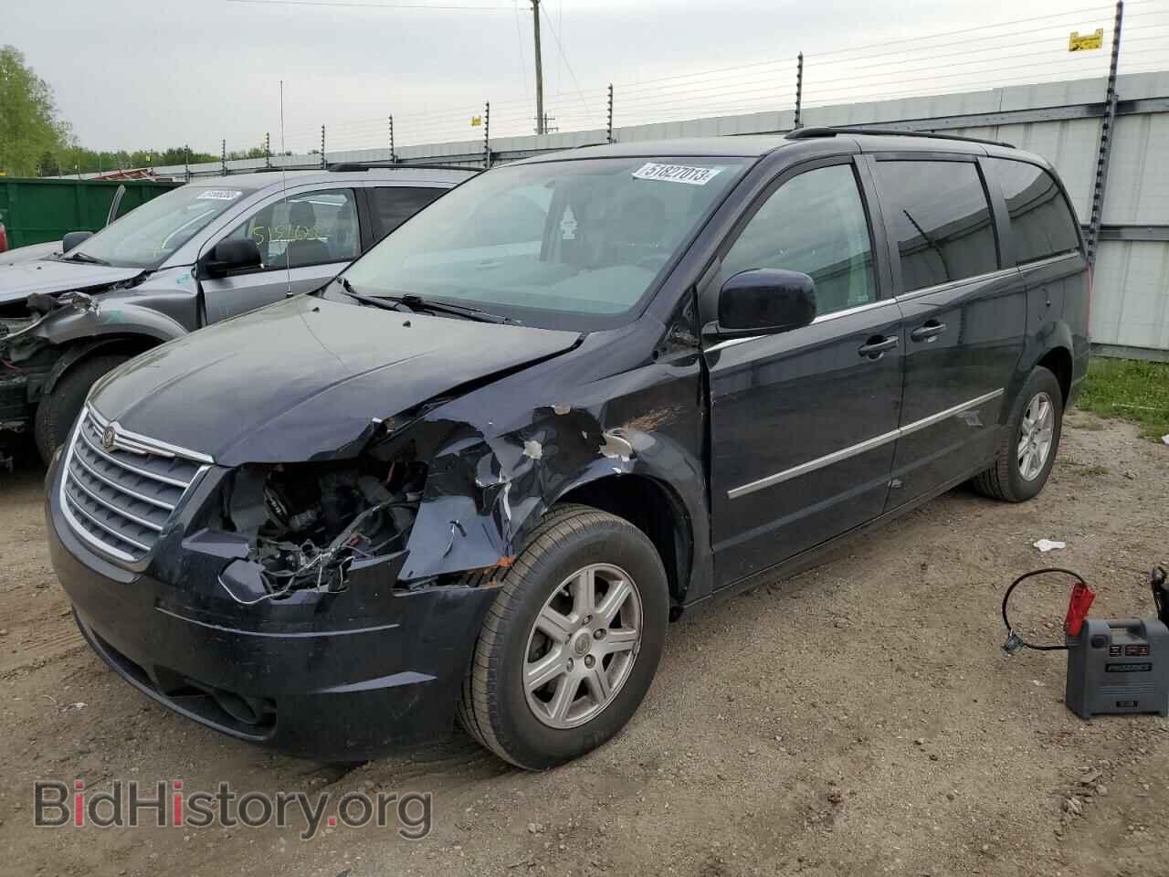Photo 2A4RR5D17AR415105 - CHRYSLER MINIVAN 2010