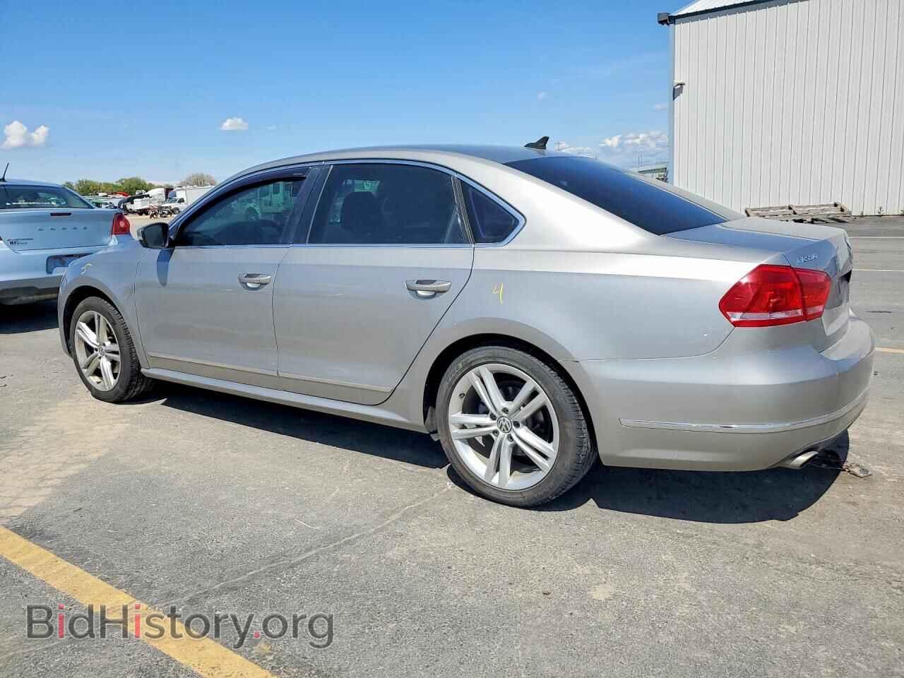 2013 VOLKSWAGEN PASSAT - VIN: 1VWCN7A38DC077393 - Фото 2
