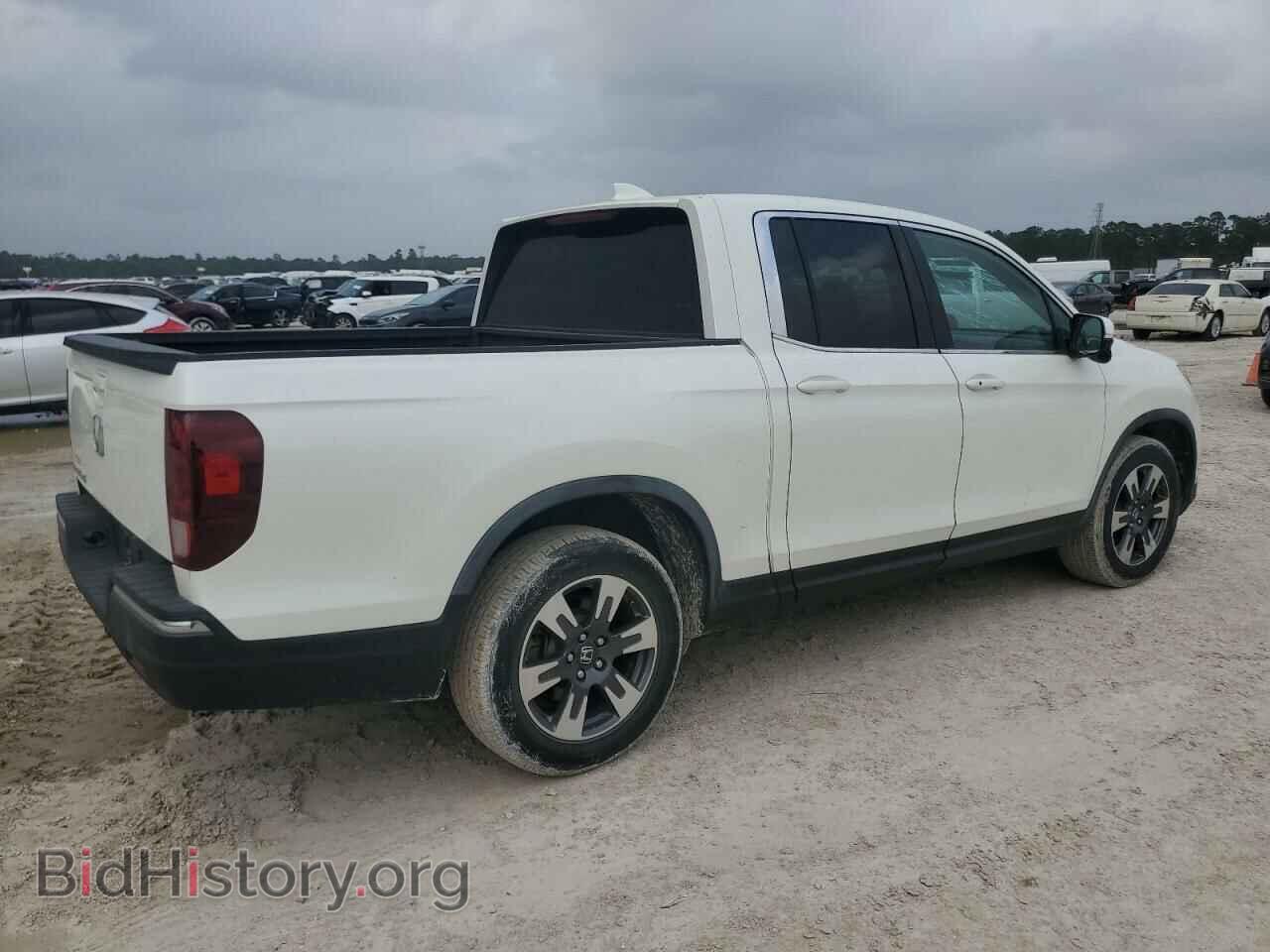 2017 HONDA RIDGELINE - VIN: 5FPYK2F64HB003413 - Фото 3
