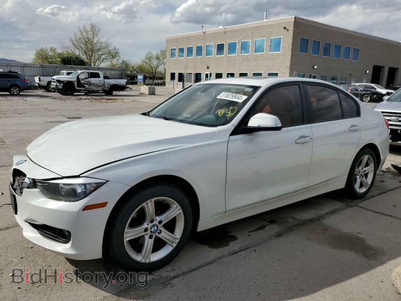 Фотография WBA3B5C58DJ599058 - BMW 3 SERIES 2013