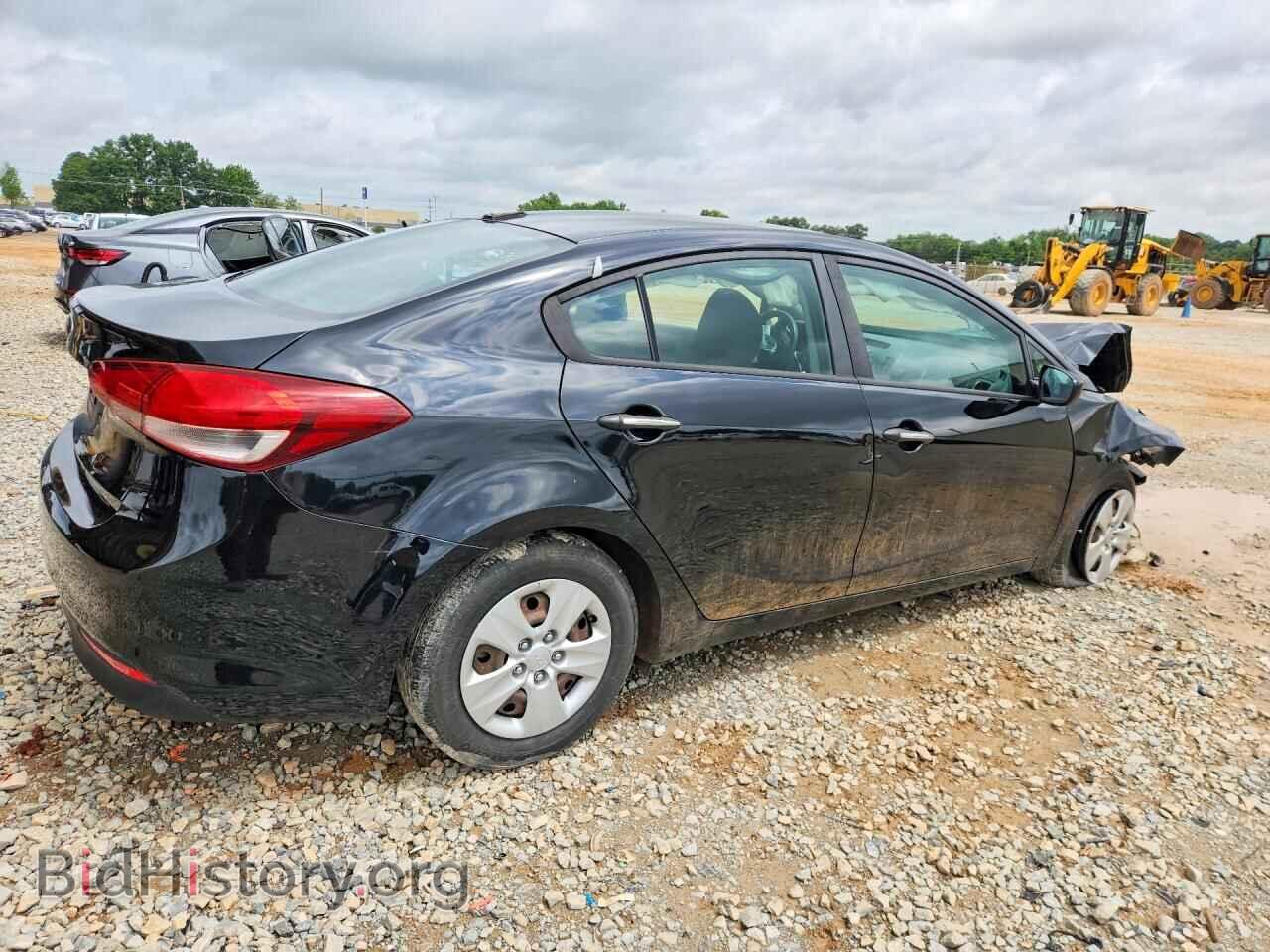 2017 KIA FORTE - VIN: 3KPFK4A75HE100458 - Фото 3