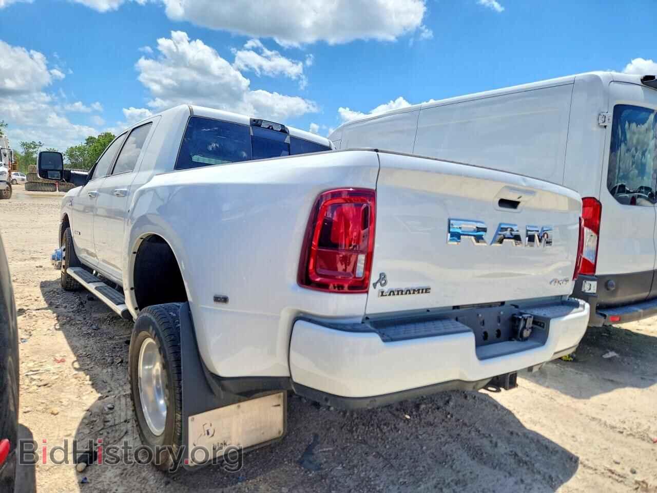 2025 RAM 3500 - VIN: 3C63RRML4SG519960 - Photo 2