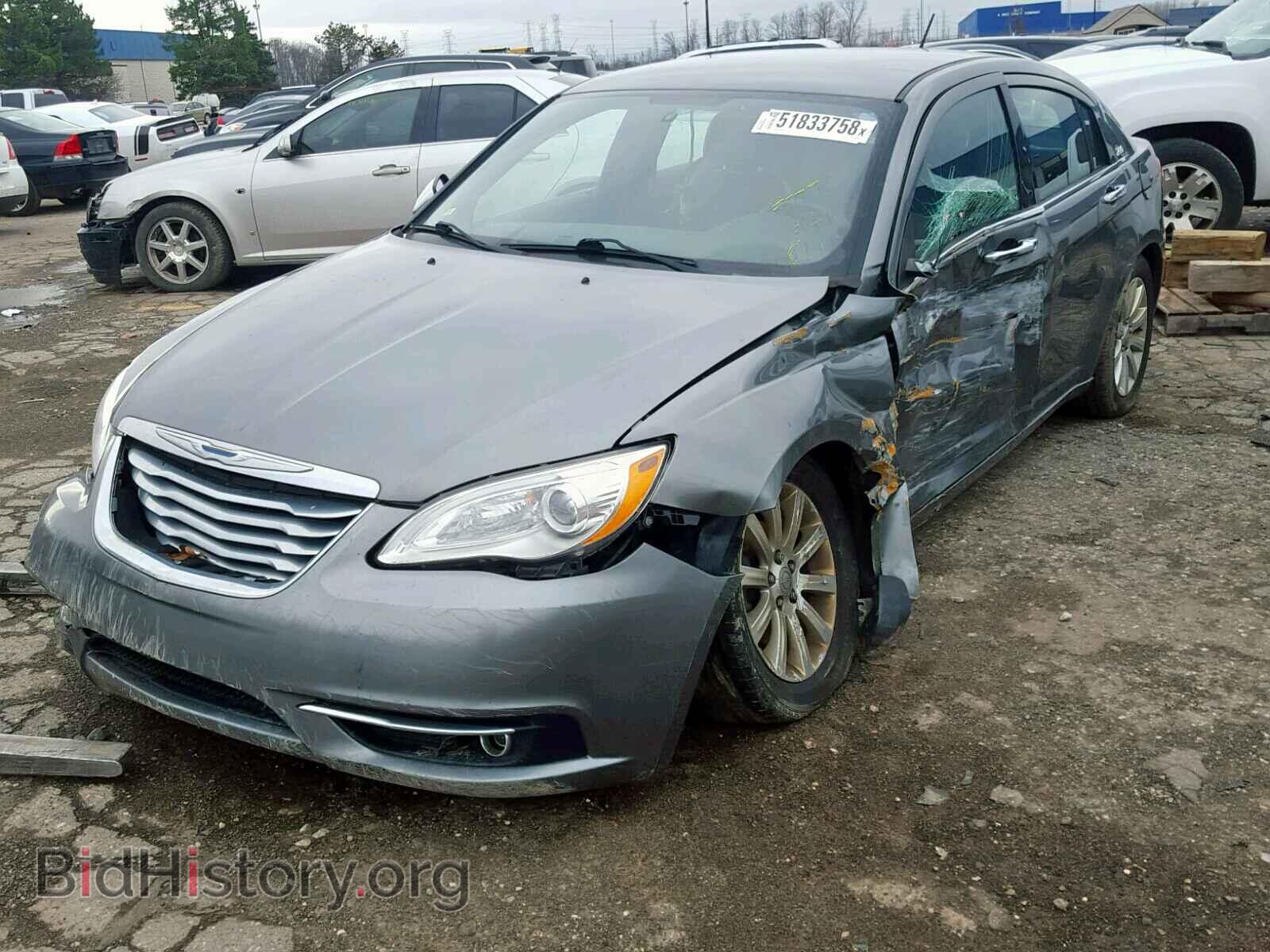 2013 CHRYSLER 200 - VIN: 1C3CCBCG1DN504532 - Photo 2