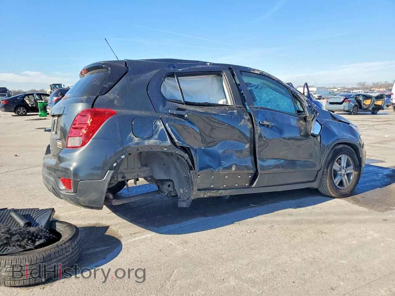 2019 CHEVROLET TRAX - VIN: 3GNCJKSB3KL326974 - Фото 3