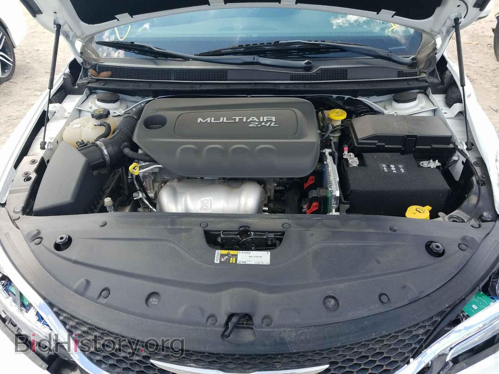 2016 CHRYSLER 200 - VIN: 1C3CCCAB4GN189632 - Фото 7