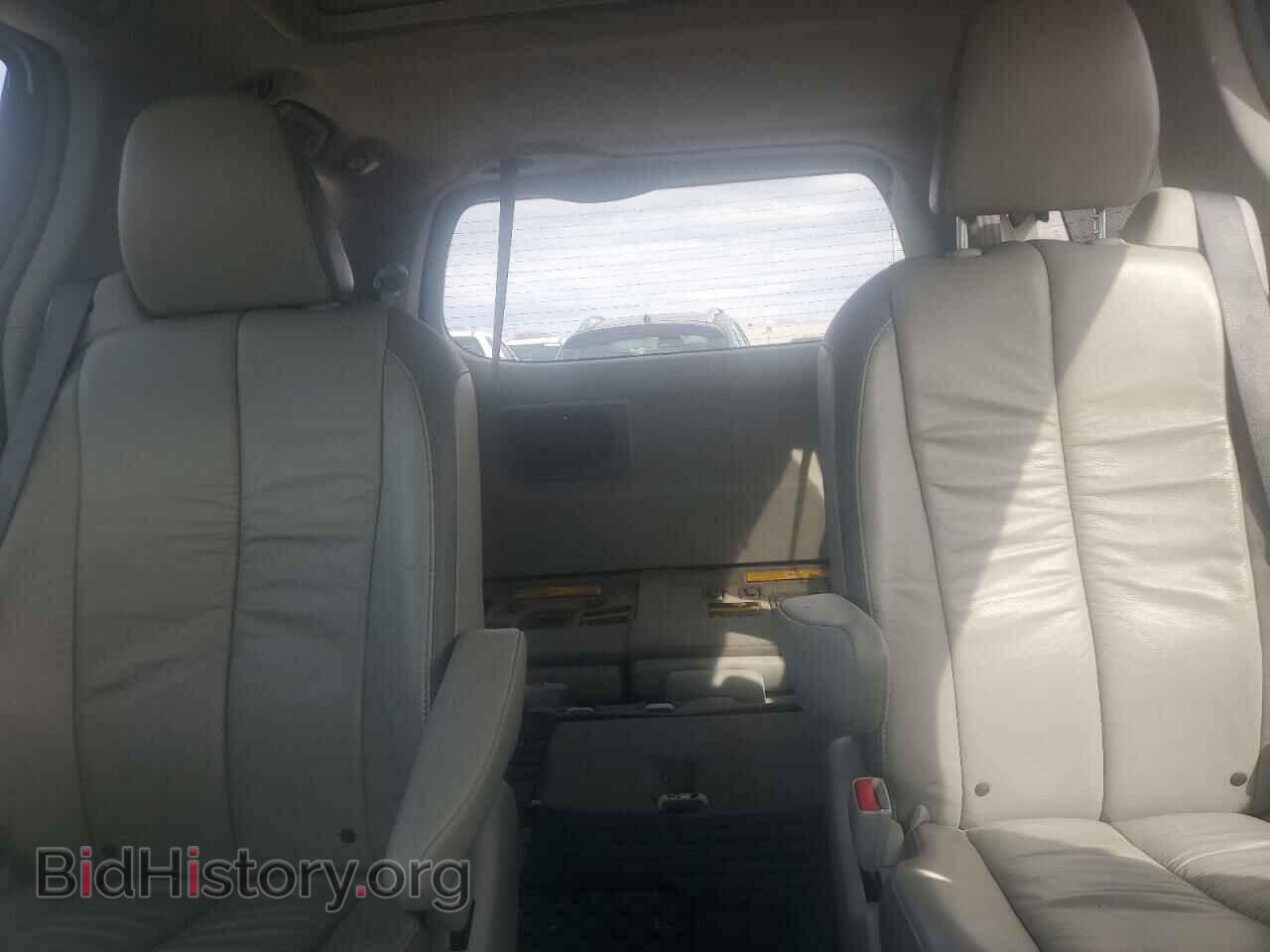 2011 TOYOTA All Models - VIN: 5TDDK3DC8BS028811 - Photo 10