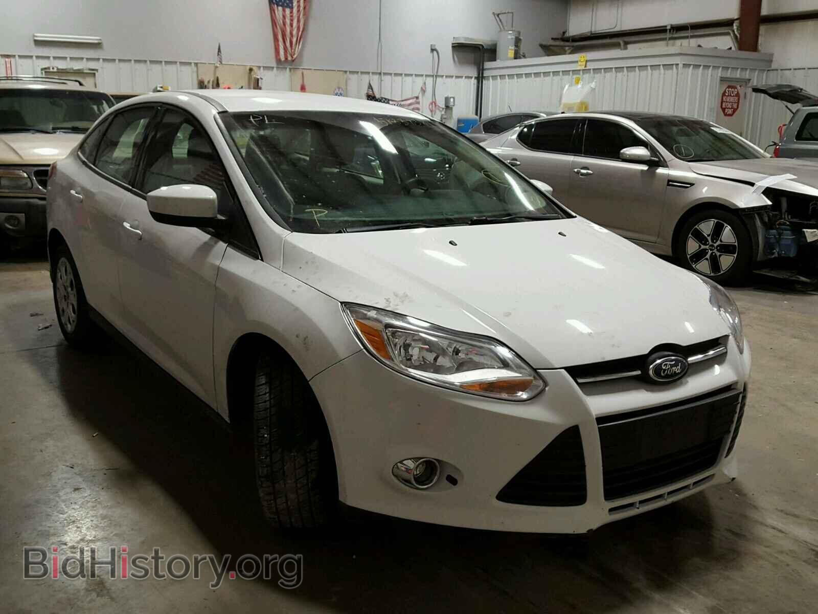 Photo 1FAHP3F22CL371727 - FORD FOCUS 2012