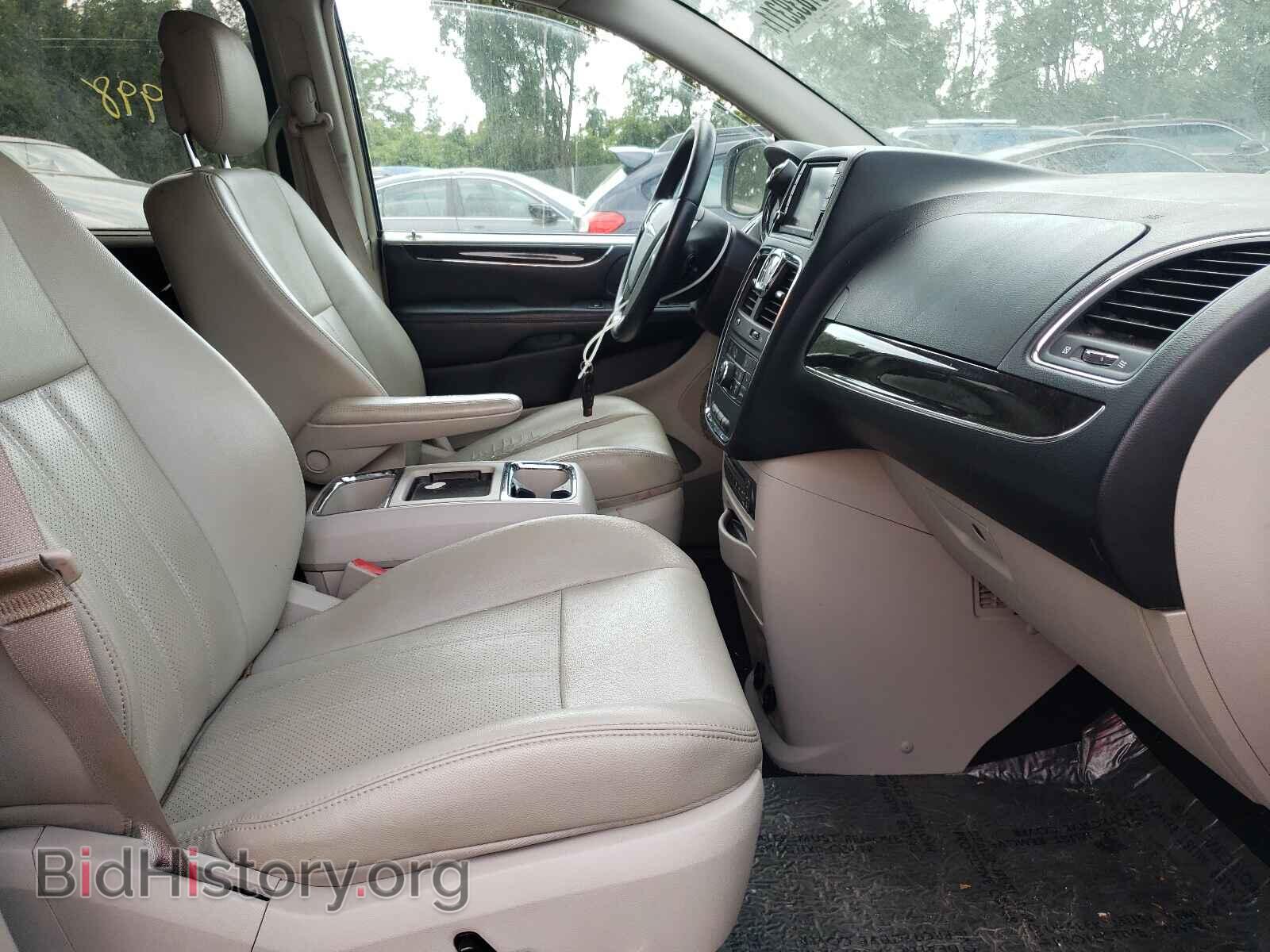 2011 CHRYSLER MINIVAN - VIN: 2A4RR8DG1BR613282 - Photo 5