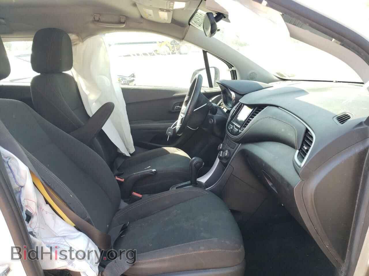 2018 CHEVROLET TRAX - VIN: KL7CJNSB6JB536332 - Фото 5