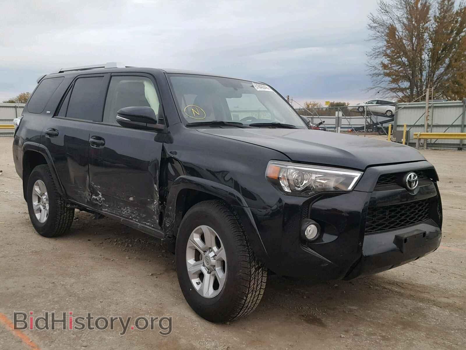 Photo JTEZU5JR2H5160946 - TOYOTA 4RUNNER SR 2017