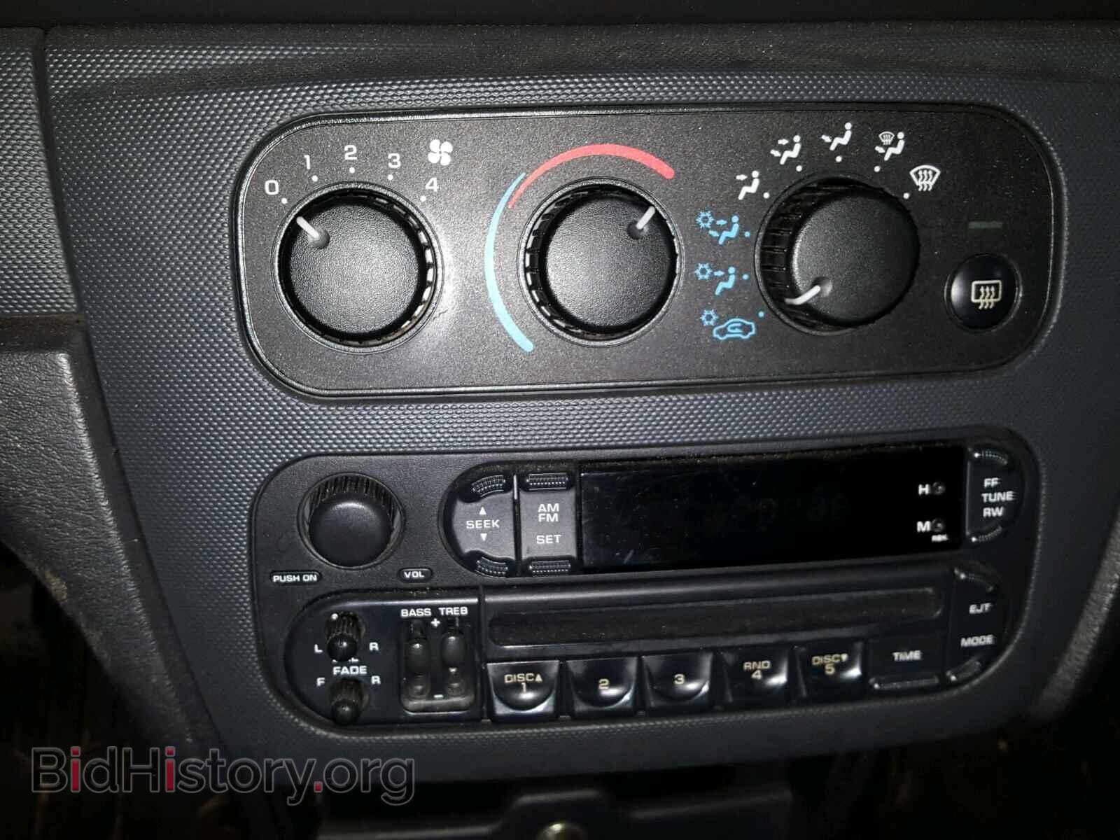 2004 CHRYSLER SEBRING - VIN: 1C3EL46X94N417025 - Фото 9