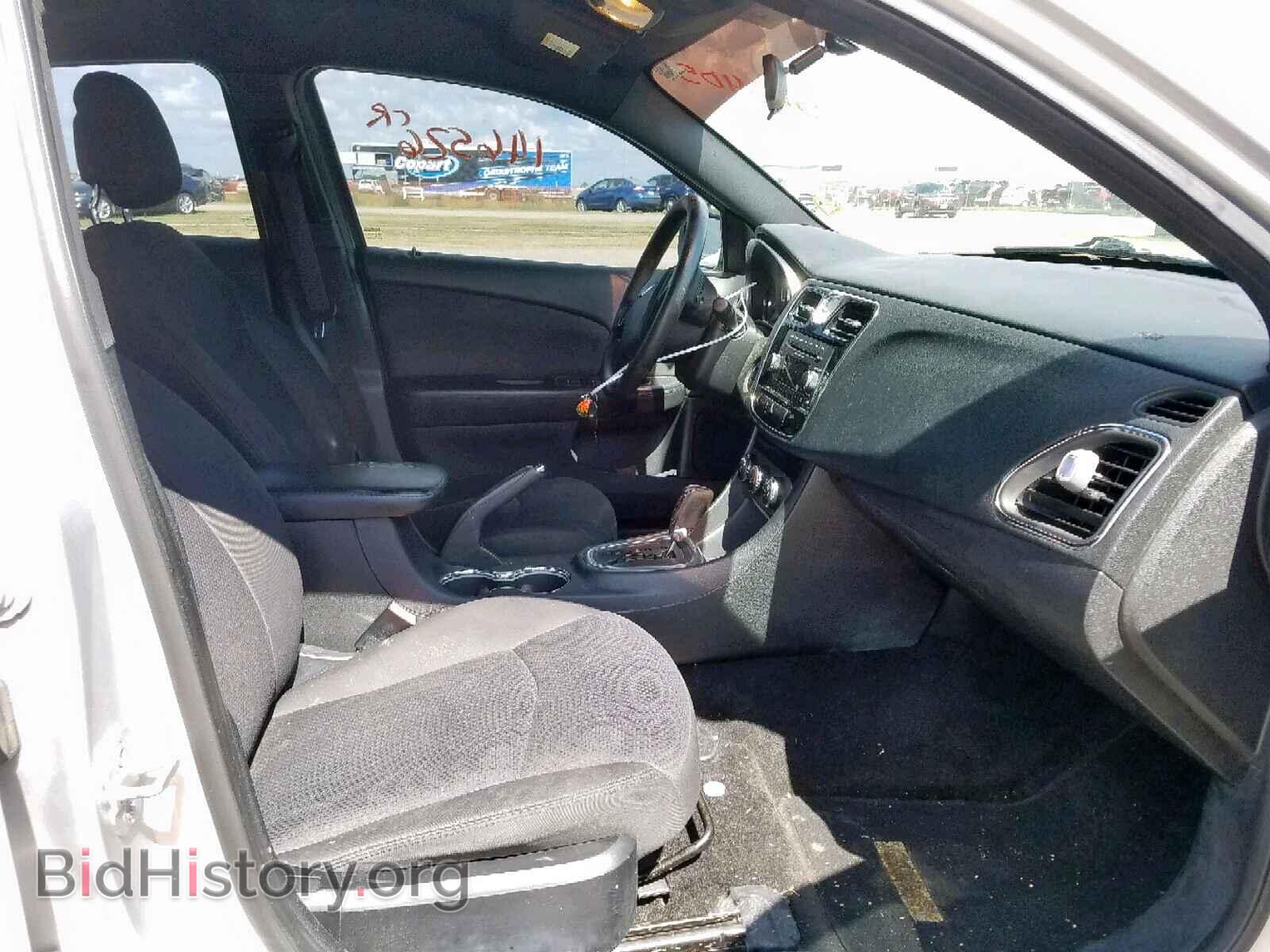 2012 CHRYSLER 200 - VIN: 1C3CCBAB1CN262332 - Photo 5