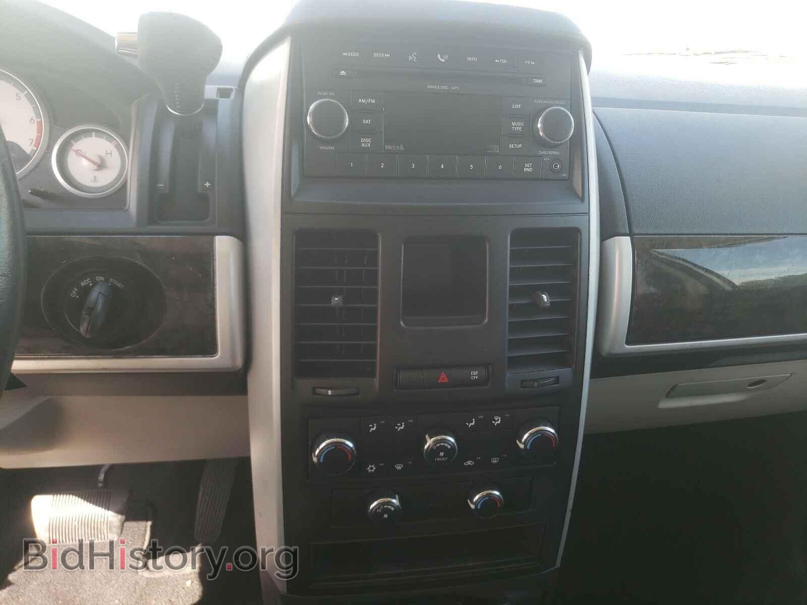 2010 DODGE CARAVAN - VIN: 2D4RN5D13AR121477 - Фото 9