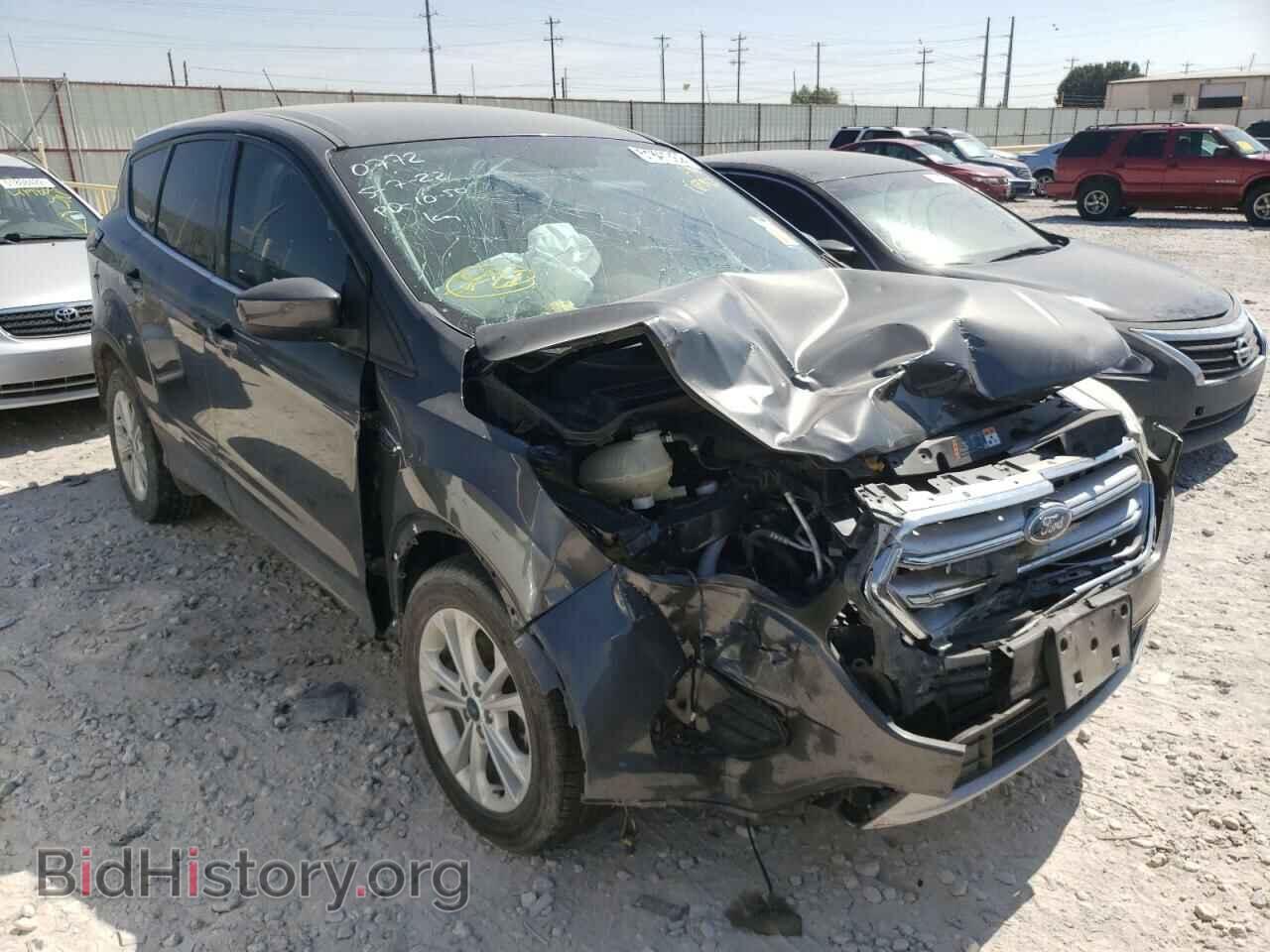 Фотография 1FMCU0GD7HUC00772 - FORD ESCAPE 2017