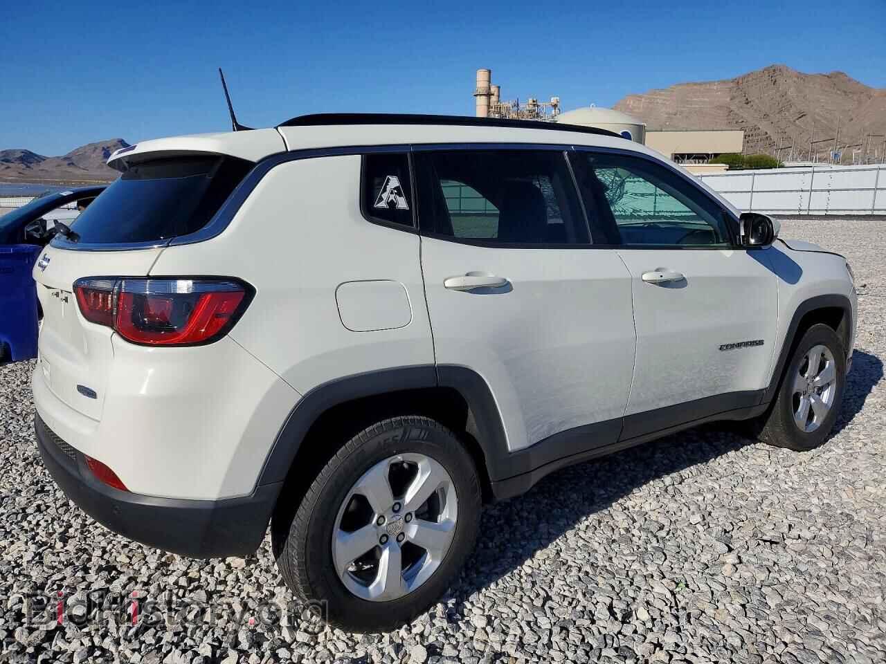 2017 JEEP COMPASS - VIN: 3C4NJDBB9HT688653 - Фото 3