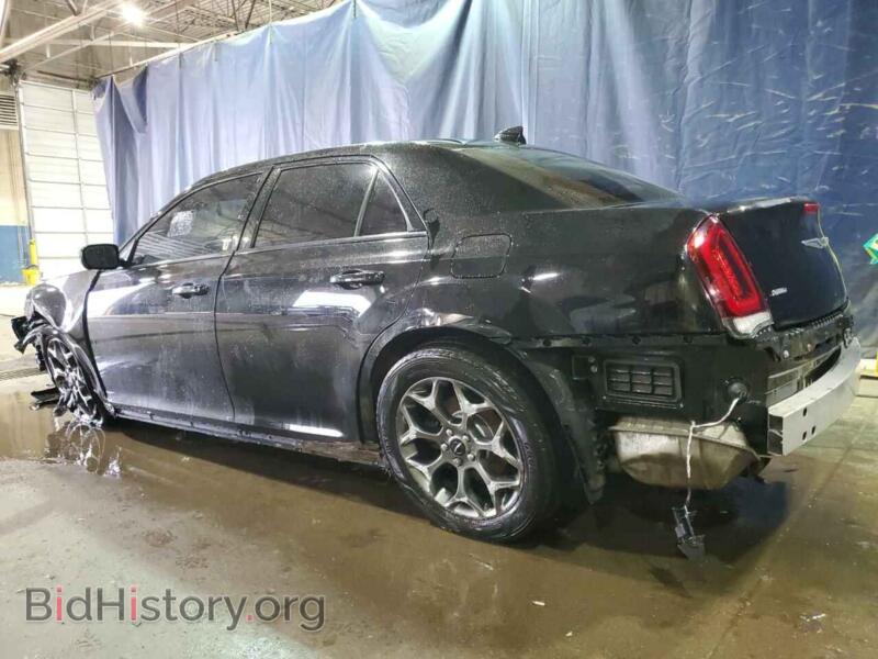 2016 Chrysler 300 (VIN 2C3CCAGG2GH298705) — фото 2 из 12