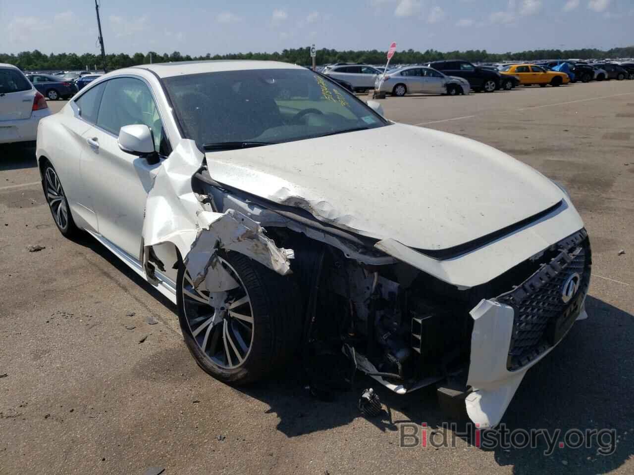 Photo JN1EV7EL2JM393130 - INFINITI Q60 2018