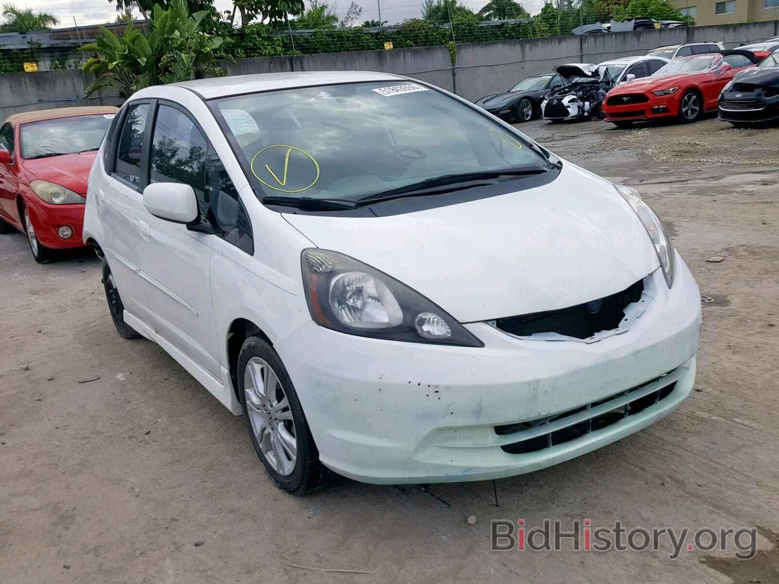 Фотография JHMGE8H54BS006596 - HONDA FIT SPORT 2011