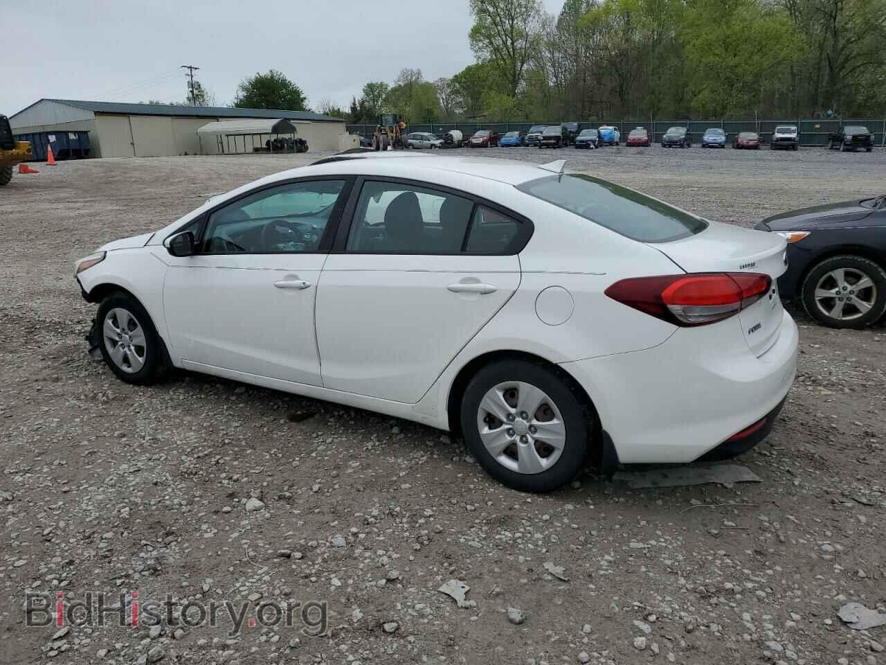 2017 KIA FORTE - VIN: 3KPFK4A78HE059601 - Фото 2