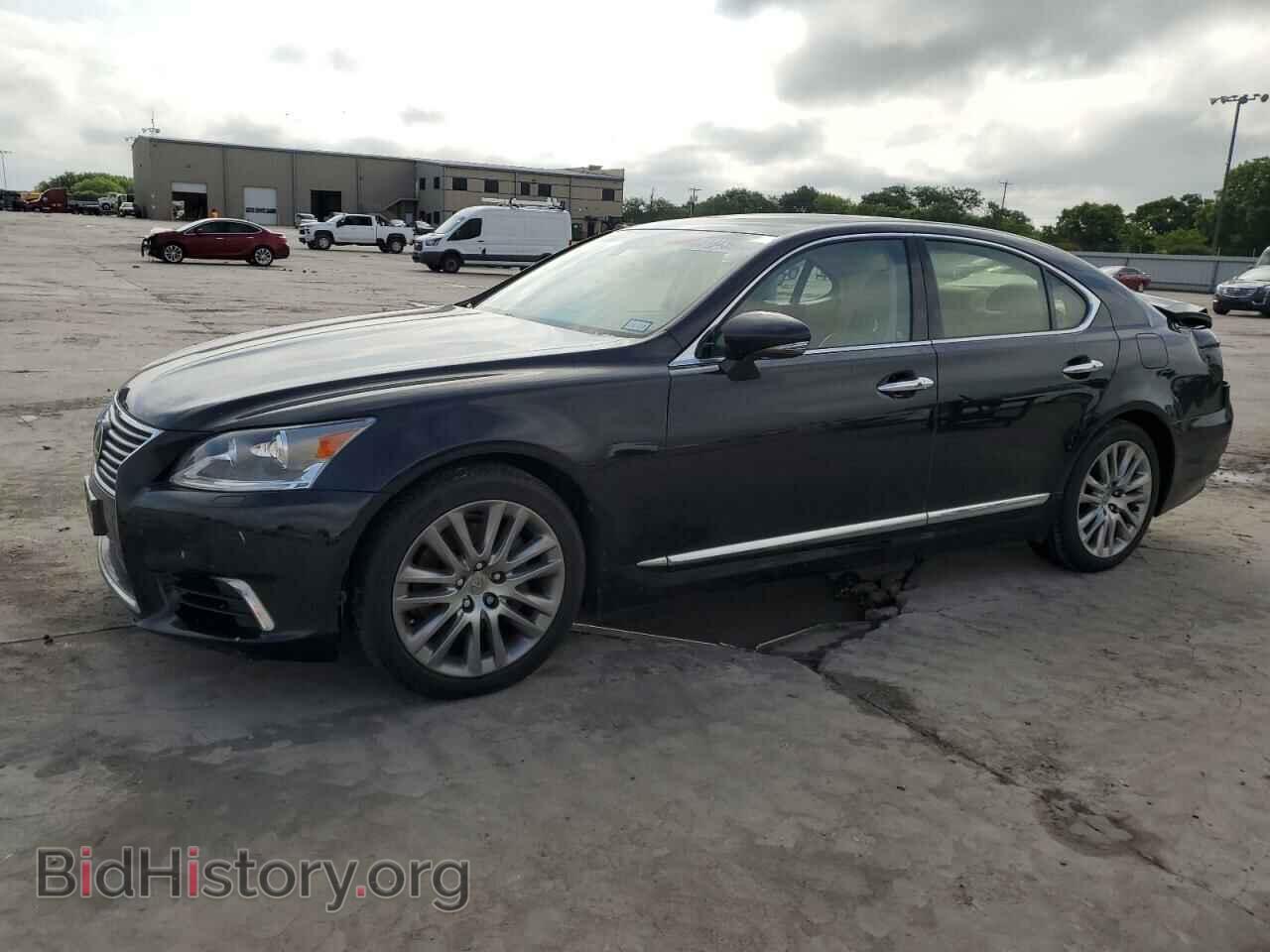 Photo JTHBL5EF3G5139349 - LEXUS LS460 2016
