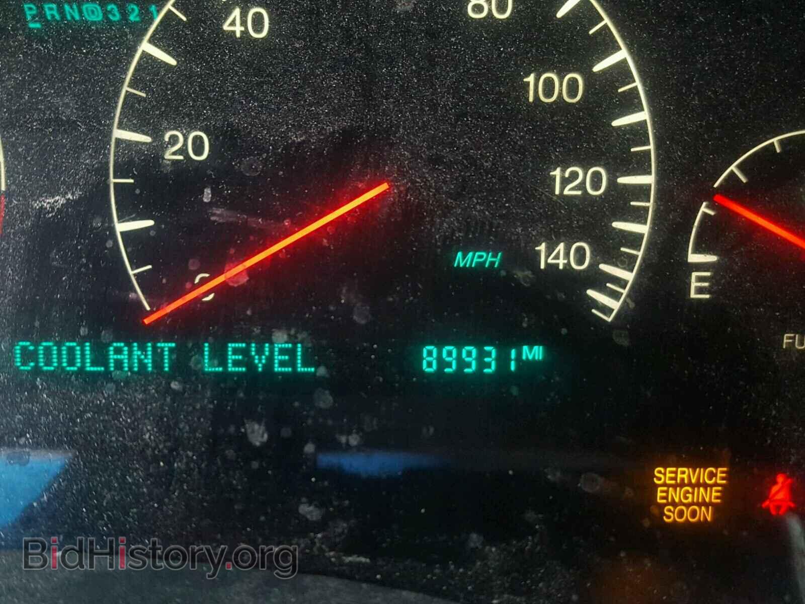 2000 CADILLAC DEVILLE - VIN: 1G6KF5796YU345016 - Photo 8