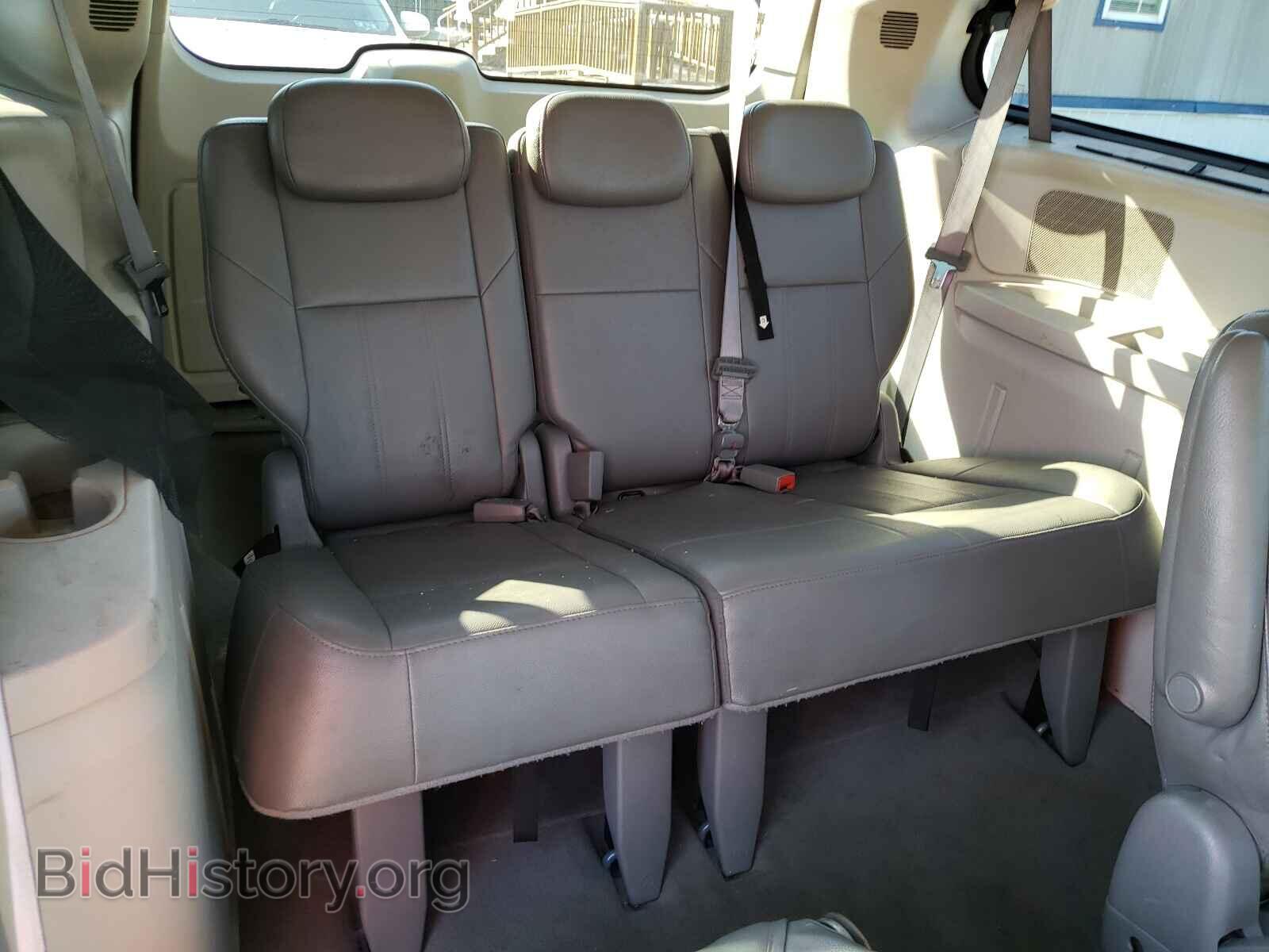 2008 CHRYSLER MINIVAN - VIN: 2A8HR54P58R735399 - Фото 9