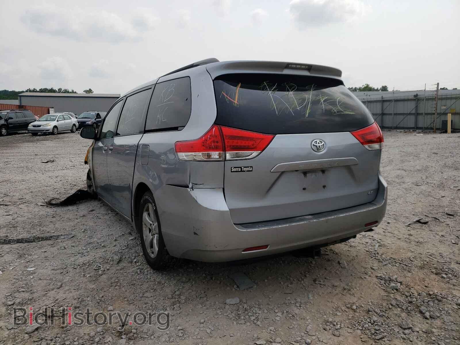 2012 TOYOTA SIENNA - VIN: 5TDKK3DC7CS207351 - Фото 3