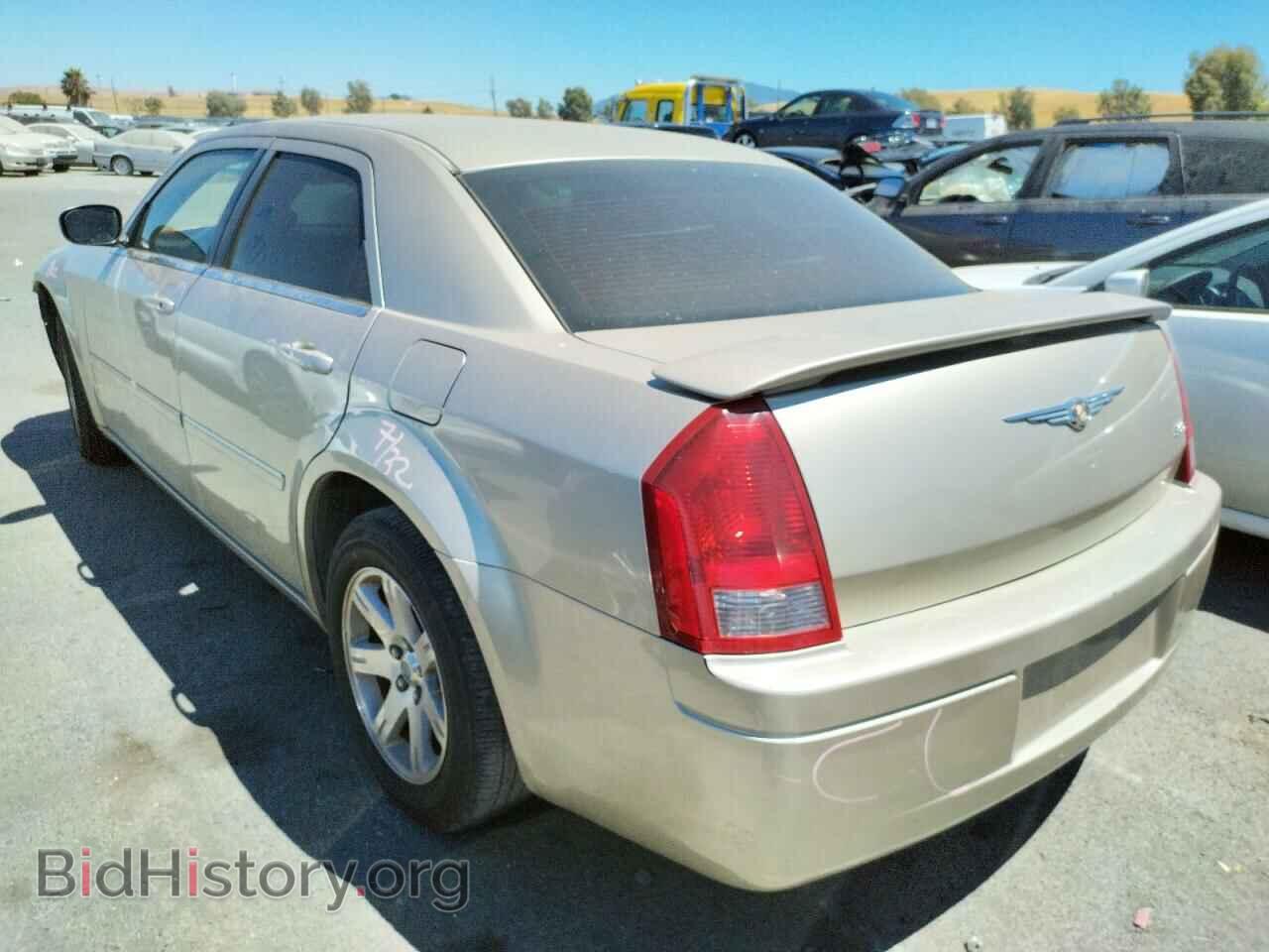 2007 CHRYSLER 300 - VIN: 2C3LA43R17H603075 - Фото 3
