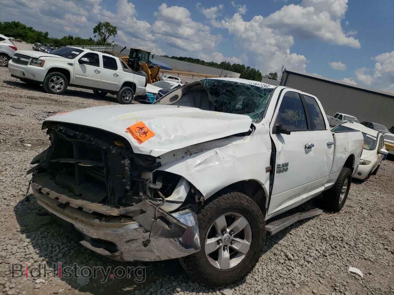 2017 RAM 1500 - VIN: 1C6RR7GT4HS822121 - Фото 2