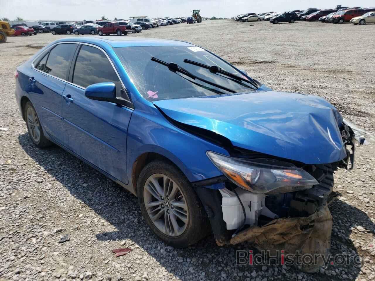 Photo 4T1BF1FK3HU811796 - TOYOTA CAMRY 2017