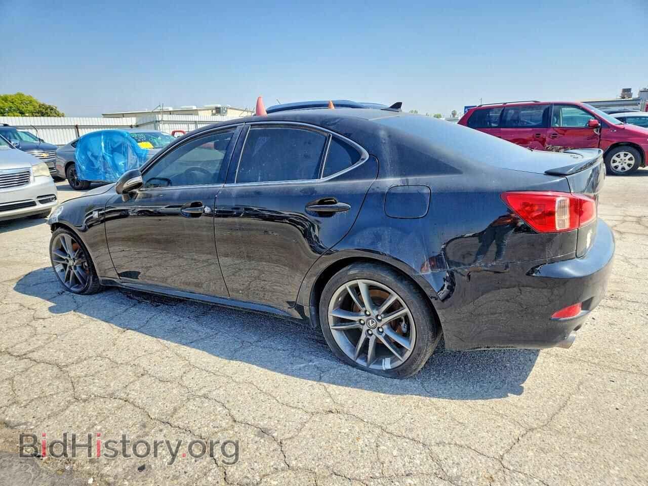 2011 LEXUS IS - VIN: JTHBF5C27B5147776 - Photo 2