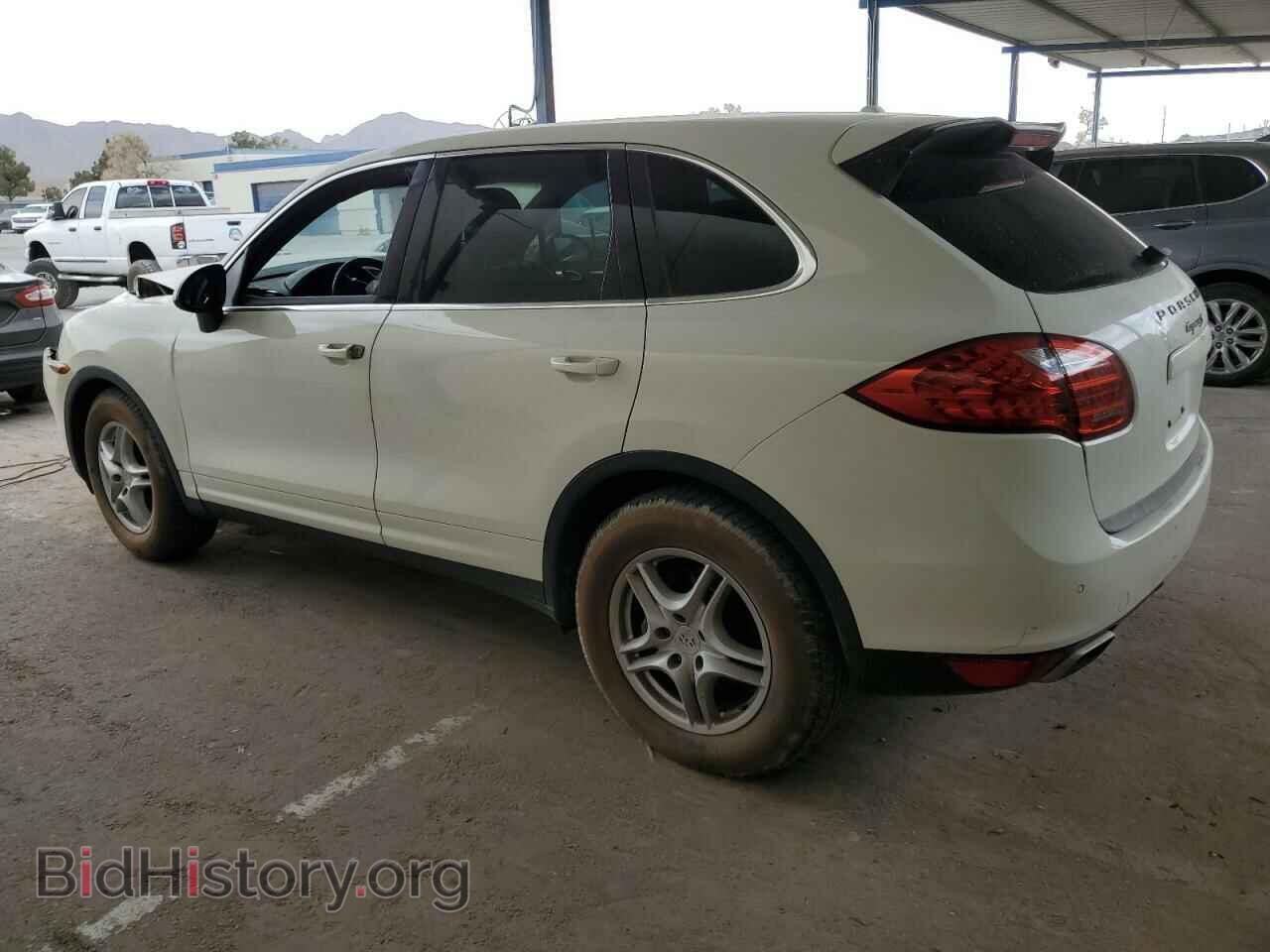 2011 PORSCHE CAYENNE - VIN: WP1AB2A27BLA43423 - Фото 2