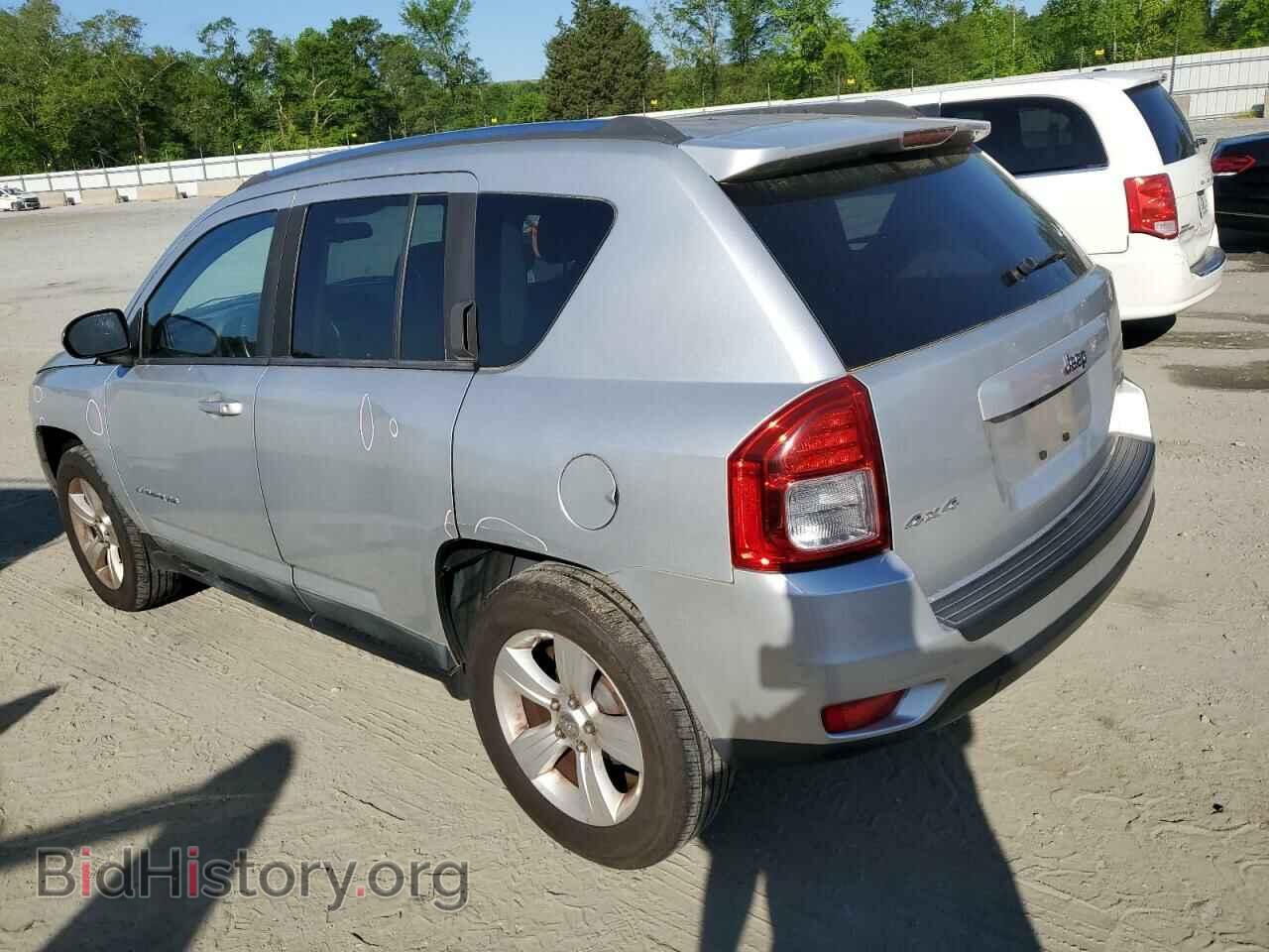 2011 JEEP COMPASS - VIN: 1J4NF1FB5BD283570 - Photo 2