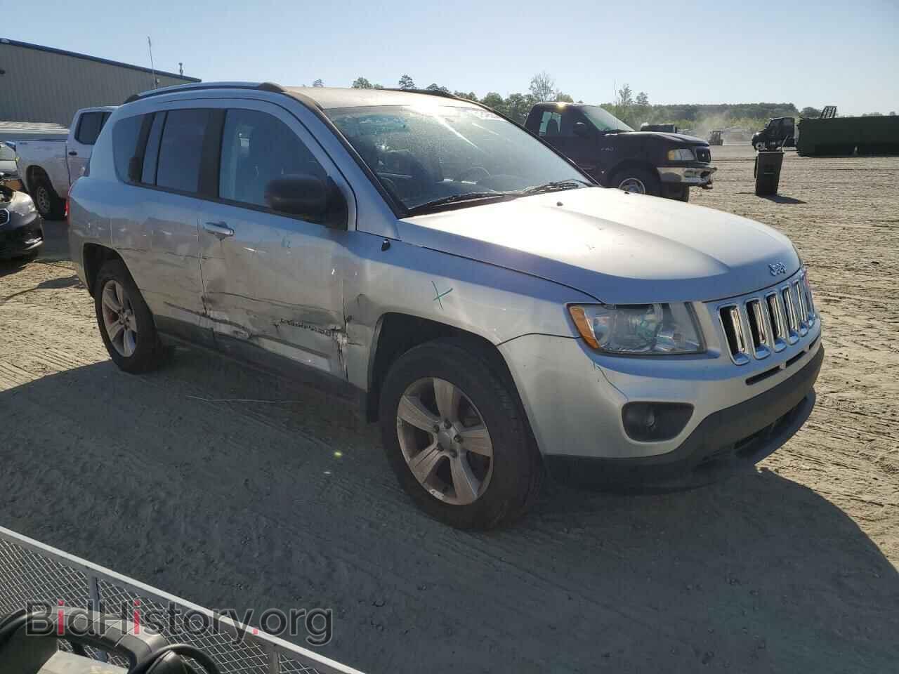 2011 JEEP COMPASS - VIN: 1J4NF1FB5BD283570 - Photo 4