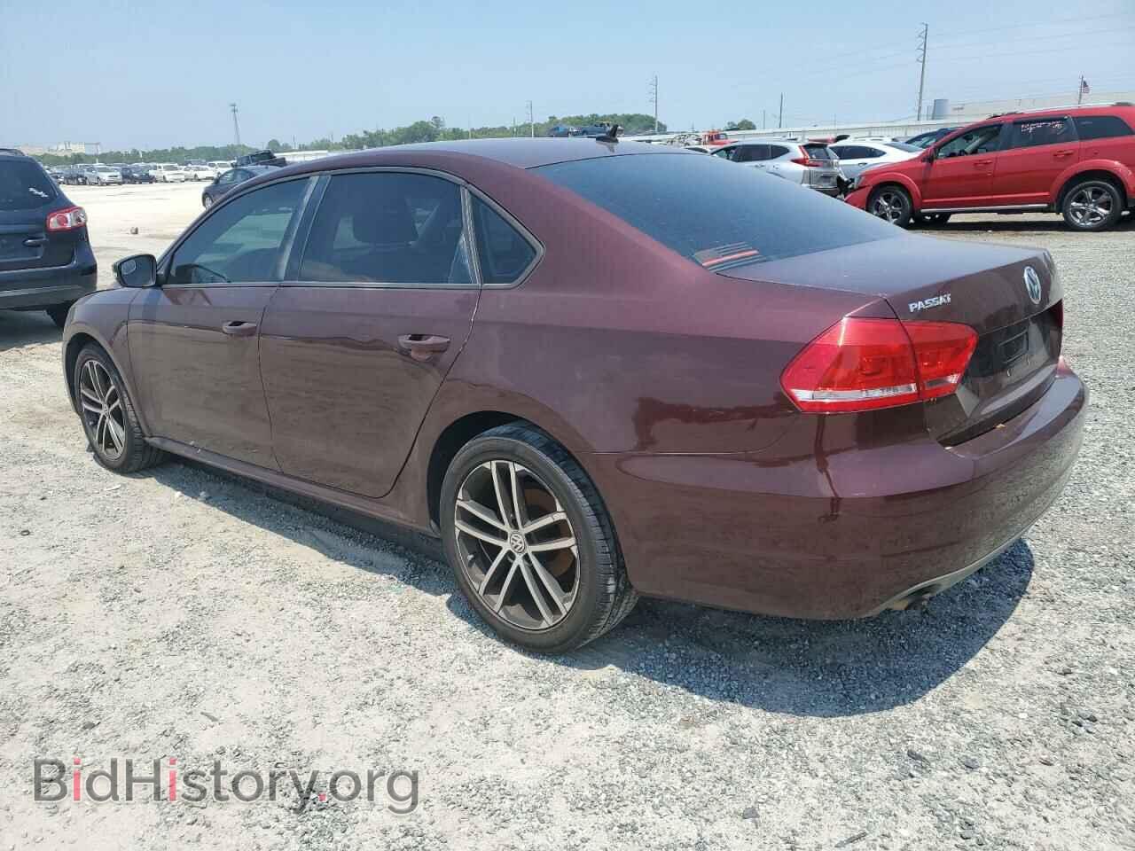 2013 VOLKSWAGEN PASSAT - VIN: 1VWAP7A30DC105625 - Фото 2