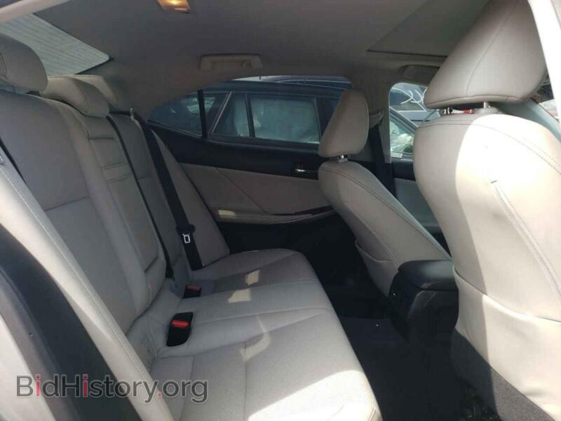 2014 Lexus IS (VIN JTHCF1D23E5003562) — photo 6 of 10