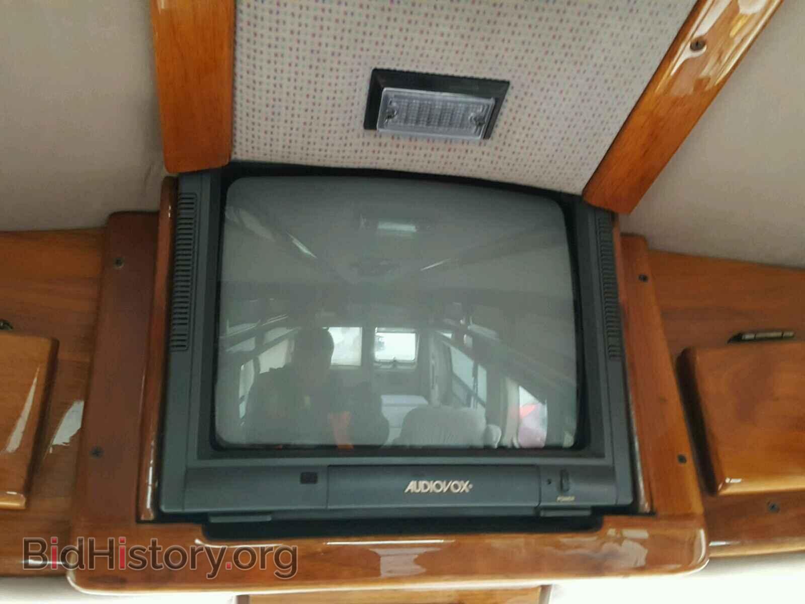 1994 FORD ECONOLINE - VIN: 1FDEE14H8RHA03140 - Photo 9