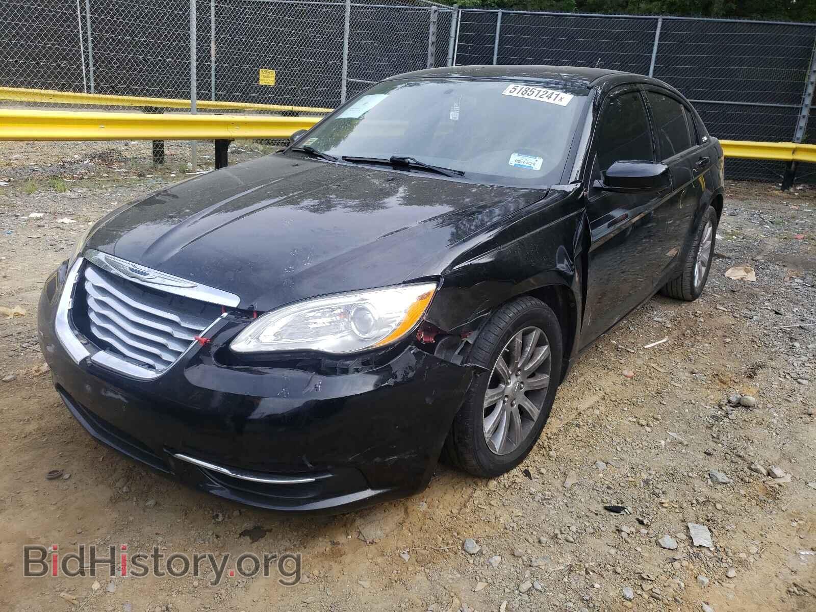 2011 CHRYSLER 200 - VIN: 1C3BC1FB7BN602693 - Фото 2